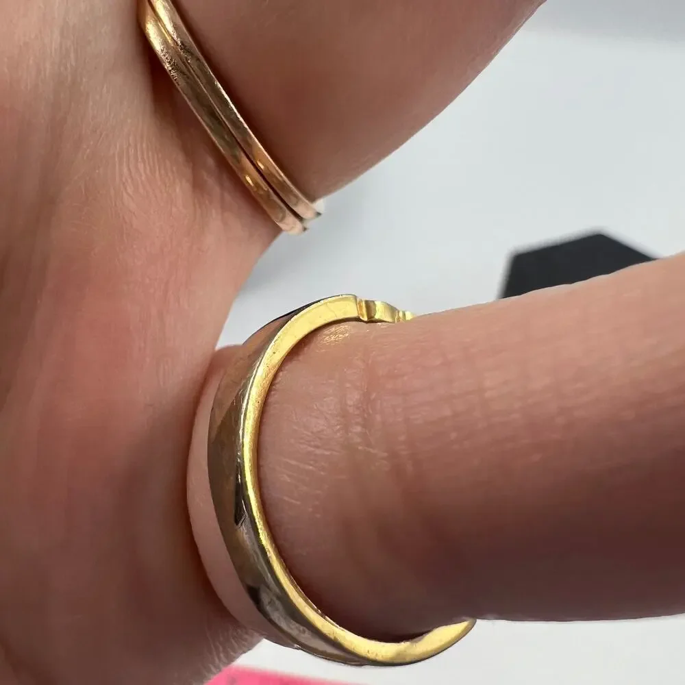Vintage Gold Tone‎ Ring Cubic Zirconia Stones Size 9 Fashion Jewelry